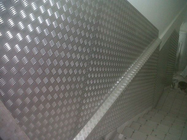 Rivestimento in lamiere mandorlate